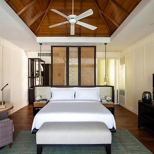 King Suite Private Garden